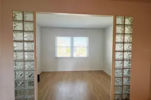 4204 Heron Way, Bradenton, FL 34205 - Photo 10