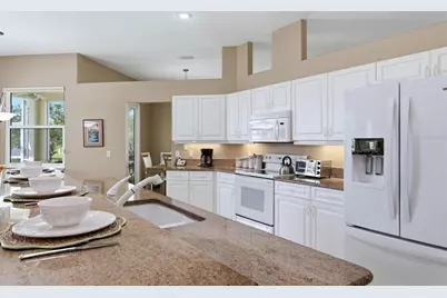 8958 Olde Hickory Avenue, Sarasota, FL 34238 - Photo 12