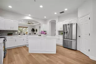 6508 Moorings Point Cir, Lakewood Ranch, FL 34202 - Photo 10