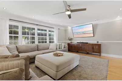 3827 Sugar Lane, Sarasota, FL 34235 - Photo 8