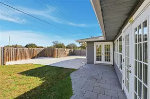 3827 Sugar Ln, Sarasota, FL 34235 - Photo 38