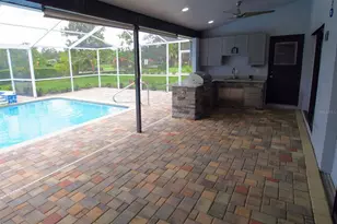 9447 Ashley Dr, Weeki Wachee, FL 34613 - Photo 12