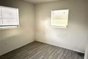 1221 22nd Ave W, Palmetto, FL 34221 - Photo 8