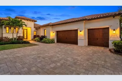 7959 Matera Court, Lakewood Ranch, FL 34202 - Photo 2