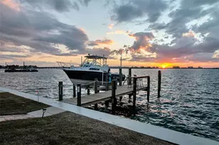 1504 S Lodge Dr, Sarasota, FL 34239 - Photo 8