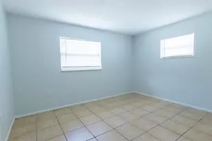 1038 25th St, Sarasota, FL 34234 - Photo 12