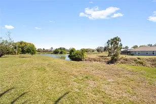 928 S Gondola Dr, Venice, FL 34293 - Photo 32