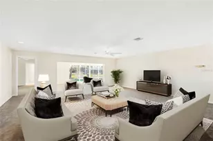 928 S Gondola Dr, Venice, FL 34293 - Photo 8