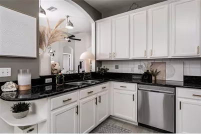 4006 101st Avenue E, Parrish, FL 34219 - Photo 6