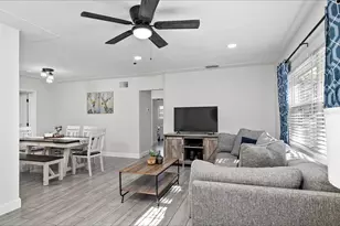 2405 48th Ave W, Bradenton, FL 34207 - Photo 6