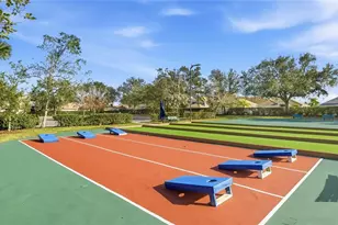 811 Fairwaycove Ln, Bradenton, FL 34212 - Photo 22