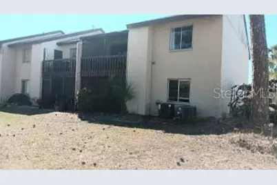 2724 Hidden Lake Boulevard #A, Sarasota, FL 34237 - Photo 2