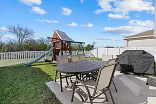 9120 Sandy Bluffs Circle, Parrish, FL 34219 - Photo 24