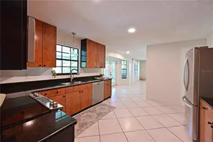 1106 87th St NW, Bradenton, FL 34209 - Photo 8