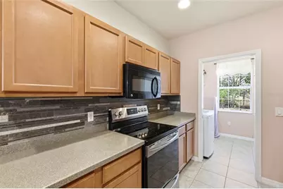 3880 82nd Avenue Circle E #104, Sarasota, FL 34243 - Photo 12