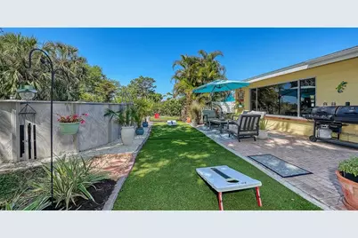 836 Magellan Drive, Sarasota, FL 34243 - Photo 40