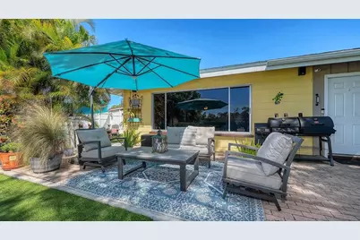836 Magellan Drive, Sarasota, FL 34243 - Photo 36