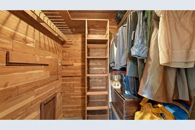 836 Magellan Drive, Sarasota, FL 34243 - Photo 32