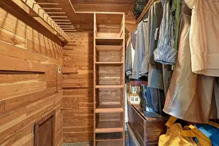 836 Magellan Dr, Sarasota, FL 34243 - Photo 32