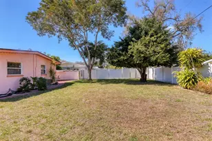 3210 21st Ave Dr W, Bradenton, FL 34205 - Photo 28