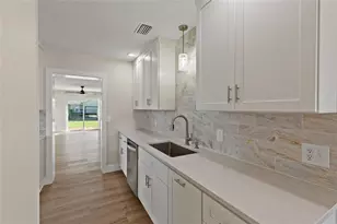 5418 6th Ave N, Saint Petersburg, FL 33710 - Photo 2