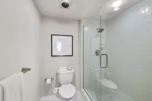 2016 Harbourside Dr, Longboat Key, FL 34228 - Photo 22