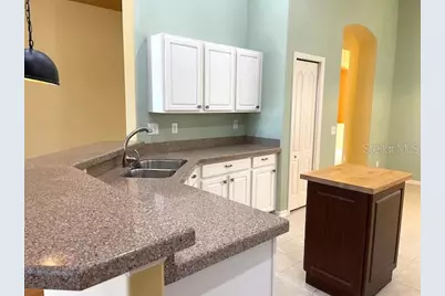 1692 Old Summerwood Boulevard, Sarasota, FL 34232 - Photo 8