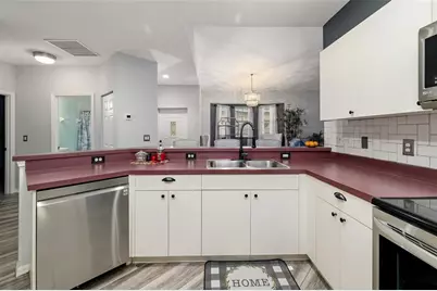 411 28th Street W, Palmetto, FL 34221 - Photo 16