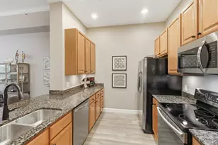 808 3rd Ave W, Bradenton, FL 34205 - Photo 10