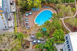 1169 W Peppertree Dr, Sarasota, FL 34242 - Photo 54