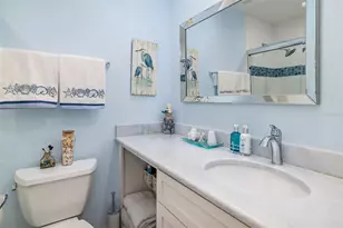 1169 W Peppertree Dr, Sarasota, FL 34242 - Photo 28