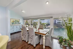 1169 W Peppertree Dr, Sarasota, FL 34242 - Photo 14