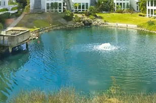 1169 W Peppertree Dr, Sarasota, FL 34242 - Photo 22