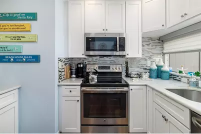 1169 W Peppertree Drive #118A, Sarasota, FL 34242 - Photo 14