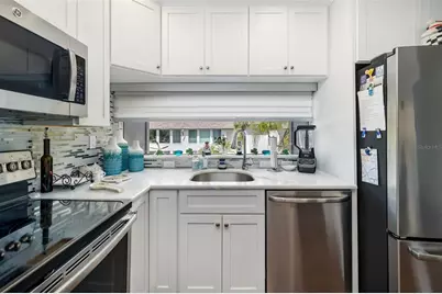 1169 W Peppertree Drive #118A, Sarasota, FL 34242 - Photo 12