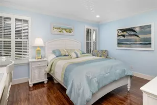 1169 W Peppertree Dr, Sarasota, FL 34242 - Photo 20