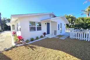 5702 Carissa St, Holmes Beach, FL 34217 - Photo 2