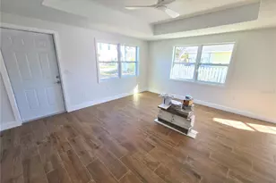 5702 Carissa St, Holmes Beach, FL 34217 - Photo 4