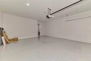 2821 Marrakesh Ln, Sarasota, FL 34234 - Photo 34