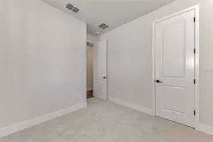 2821 Marrakesh Ln, Sarasota, FL 34234 - Photo 32