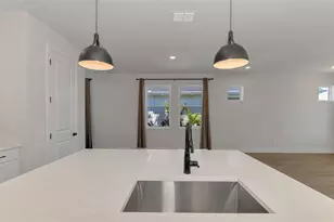 2821 Marrakesh Ln, Sarasota, FL 34234 - Photo 16