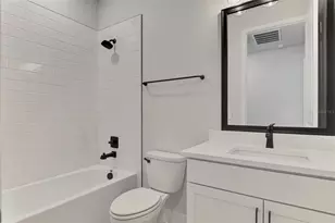 2821 Marrakesh Ln, Sarasota, FL 34234 - Photo 30