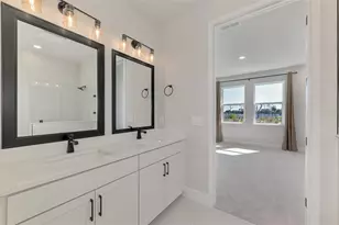 2821 Marrakesh Ln, Sarasota, FL 34234 - Photo 26