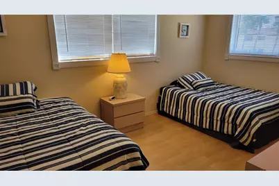 360 Base Avenue E #424, Venice, FL 34285 - Photo 10