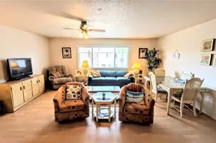 360 Base Ave E, Venice, FL 34285 - Photo 4