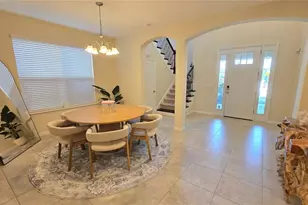 5729 Sunflower Cir, Sarasota, FL 34238 - Photo 4