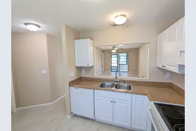 618 45th Street E, Palmetto, FL 34221 - Photo 12