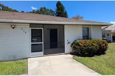 618 45th Street E, Palmetto, FL 34221 - Photo 2