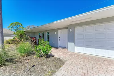 2360 Arborfield Lane, Sarasota, FL 34235 - Photo 2