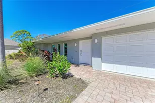 2360 Arborfield Ln, Sarasota, FL 34235 - Photo 2